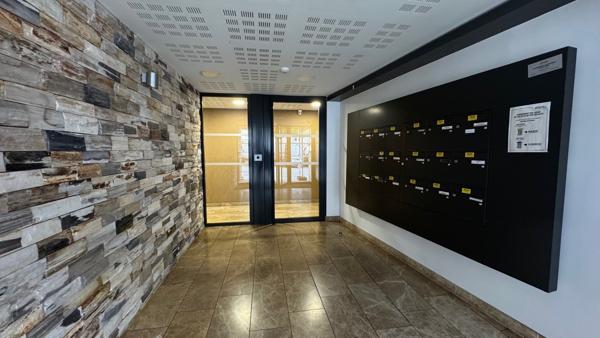 STUDIO Balcon et Parking