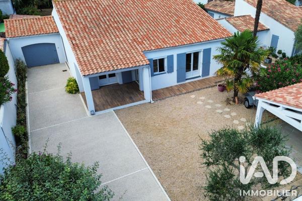 Maison à vendre 6 pièces 138 m² Saint-Martin-de-Ré