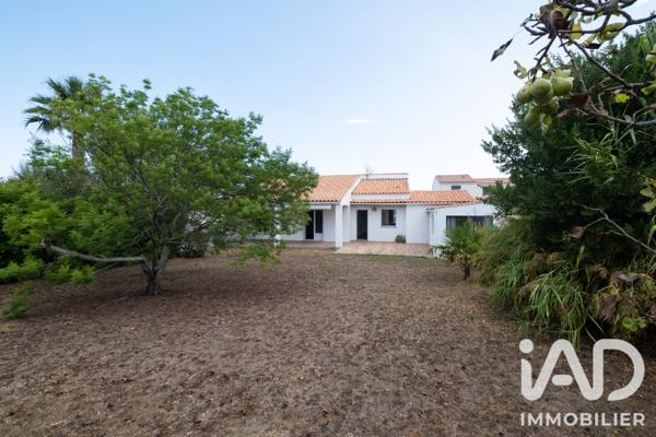Maison à vendre 6 pièces 138 m² Saint-Martin-de-Ré