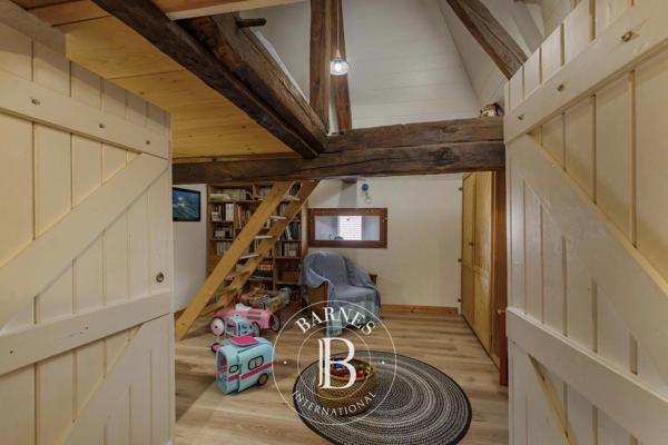 Saint-Cergues, Château 3 Chambres -  473 m² à vendre