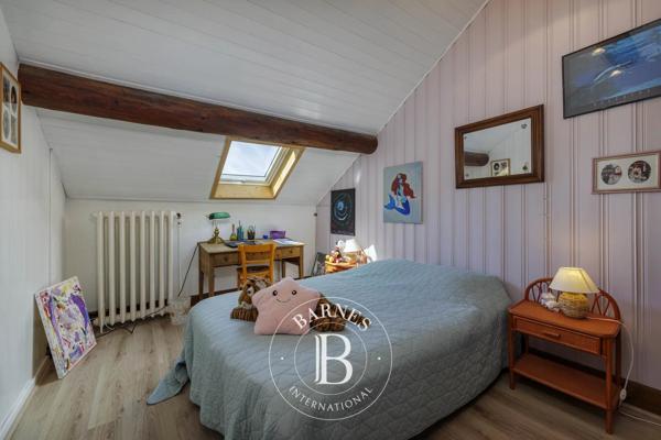 Saint-Cergues, Château 3 Chambres -  473 m² à vendre