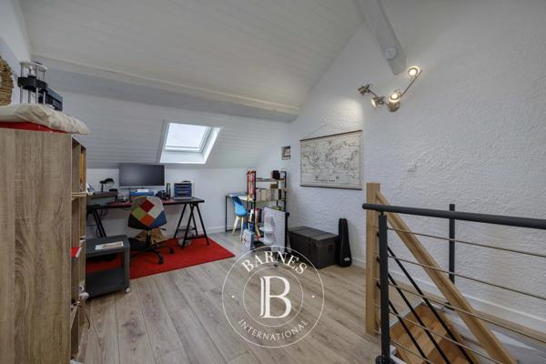 Saint-Cergues, Château 3 Chambres -  473 m² à vendre