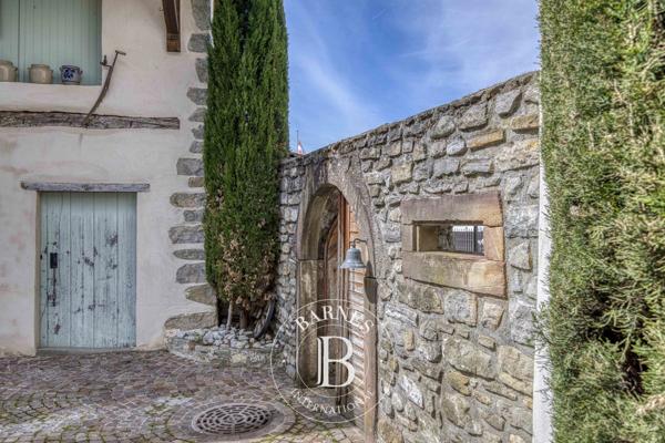 Saint-Cergues, Château 3 Chambres -  473 m² à vendre