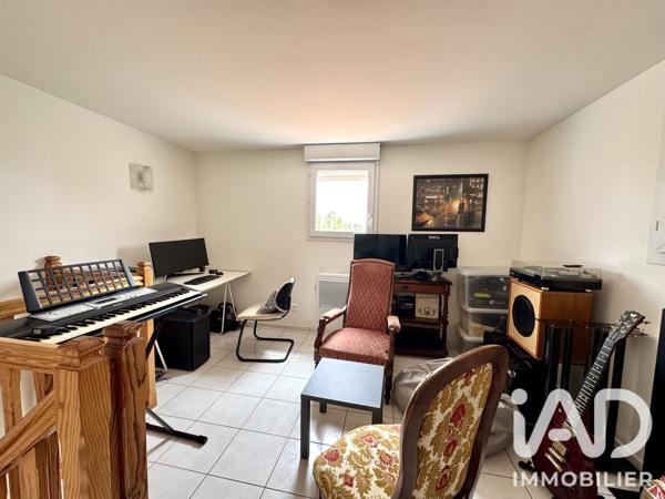 Maison à vendre 5 pièces 133 m² Saint-Médard-d'Aunis