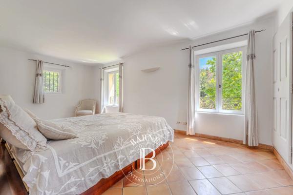 Aix-en-Provence, Maison 4 Chambres -  191 m² à vendre