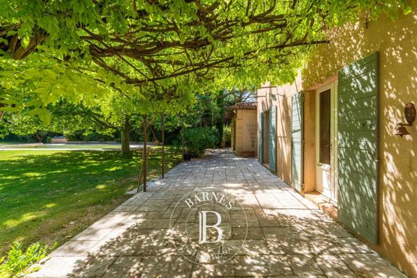 Aix-en-Provence, Maison 4 Chambres -  191 m² à vendre