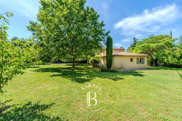 Aix-en-Provence, Maison 4 Chambres -  191 m² à vendre