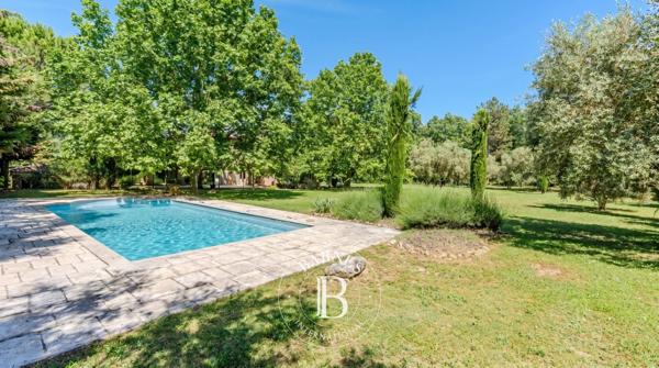 Aix-en-Provence, Maison 4 Chambres -  191 m² à vendre