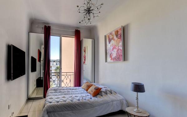 Appartement à vendre    1 pièce • 21,42 m2 Cannes