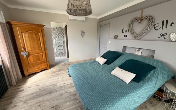 Maison à vendre    5 pièces •  L'Isle-sur-la-Sorgue