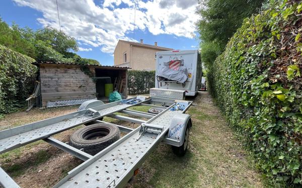 Maison à vendre    5 pièces •  L'Isle-sur-la-Sorgue