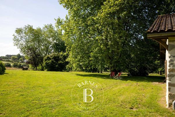 Saint-Martin-de-Seignanx, Maison 6 Chambres -  301 m² à vendre
