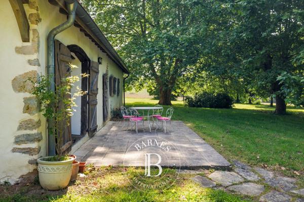 Saint-Martin-de-Seignanx, Maison 6 Chambres -  301 m² à vendre