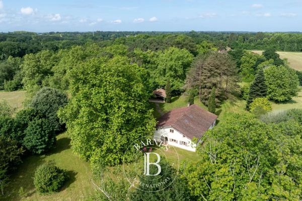 Saint-Martin-de-Seignanx, Maison 6 Chambres -  301 m² à vendre