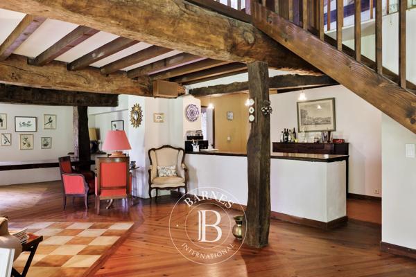 Saint-Martin-de-Seignanx, Maison 6 Chambres -  301 m² à vendre
