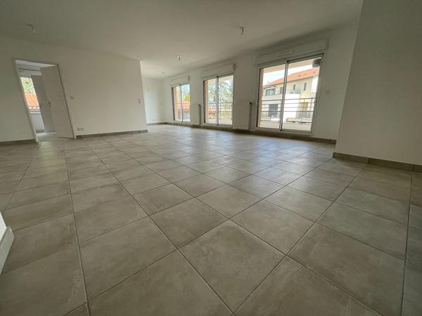 Appartement Vaugneray 4 pièce(s) 101,42 m², terrasse