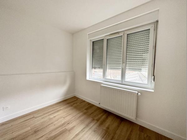 A LOUER : T1 à LILLE • Rue du Long Pot - Fives • 615 € CC • Réf. G632-01
