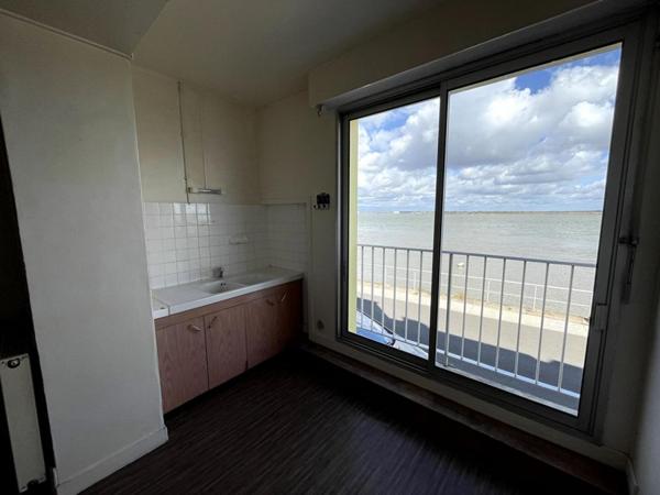 Vue Loire à couper le souffle ? Maison de charme sur les quais de Paimboeuf