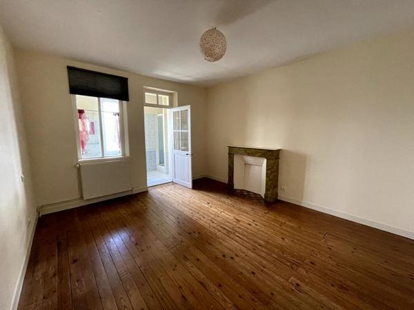 Vue Loire à couper le souffle ? Maison de charme sur les quais de Paimboeuf