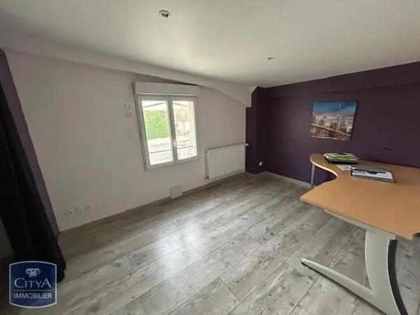 Local professionnel à louer Chavanoz (69230)
