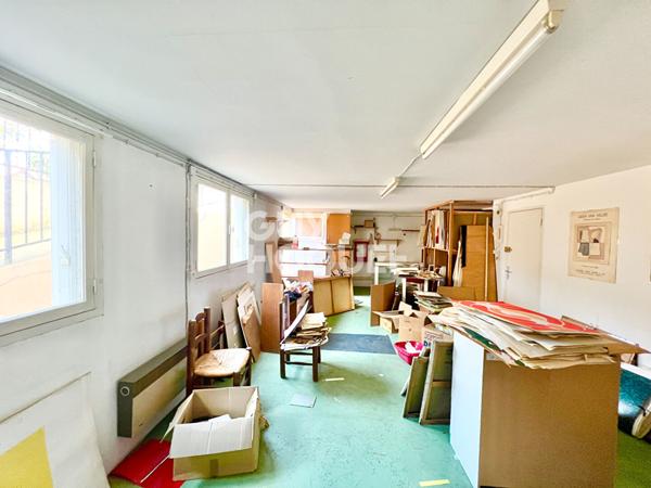 LOCAL CENTRE-VILLE DE MASSY 36,55 m²