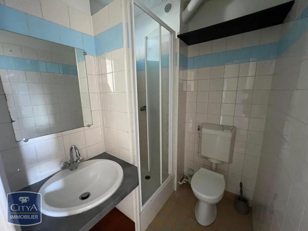 Appartement à louer 2 pièces 35.4m² Angoulême (16000)