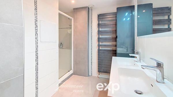 Maison en pierre de 1769 rénovée à Excenevex – Hameau de Chevilly