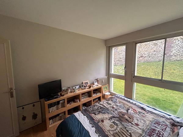 Appartement Rouen - bois guillaume - mont saint aignan - Gare rive droite 2 chambres 90m² Terrasse 30m² Sud parking sous sol Grand séjour salon Cuisine commerces 200m