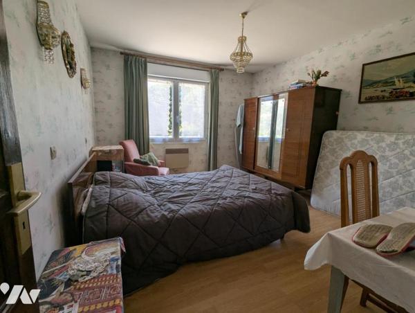 L'Ermitage, proche plage bel emplacement pour cette maison 