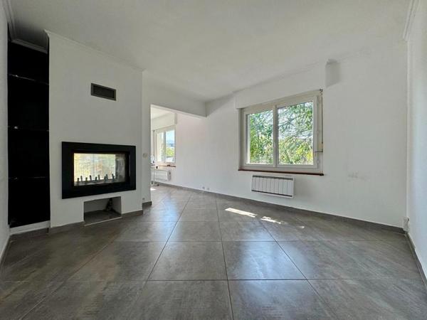 EXCLUSIVITÉ THONON Villa T5 175 m² avec piscine, 1.378m² de terrain , secteur calme (74200)