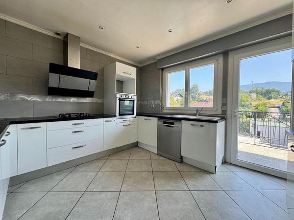 EXCLUSIVITÉ THONON Villa T5 175 m² avec piscine, 1.378m² de terrain , secteur calme (74200)