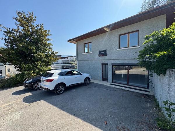 EXCLUSIVITÉ THONON Villa T5 175 m² avec piscine, 1.378m² de terrain , secteur calme (74200)