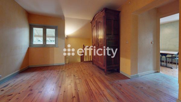 Maison 8 pièces - 333 m² Exclusivité efficity