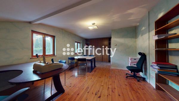 Maison 8 pièces - 333 m² Exclusivité efficity