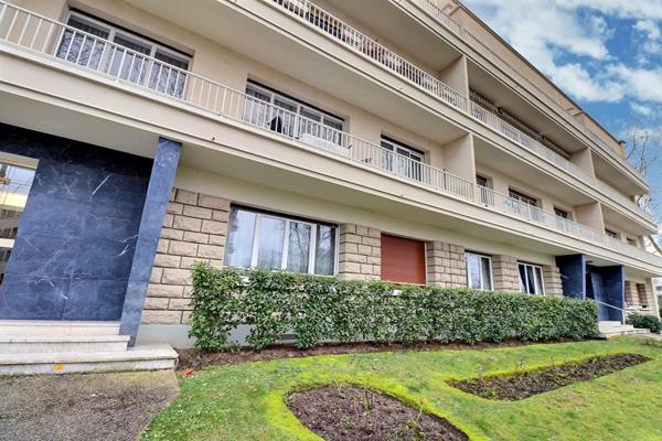 Appartement familial 5p 3ch 99 m2 proche Ermitage