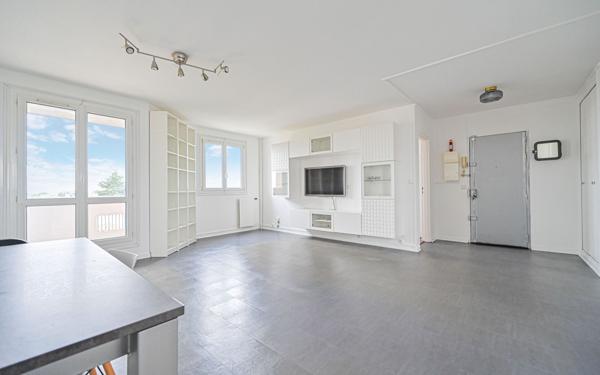 Appartement à vendre    3 pièces • 70,85 m2 Montreuil