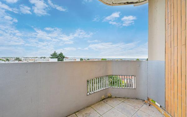 Appartement à vendre    3 pièces • 70,85 m2 Montreuil