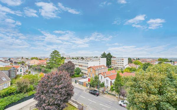 Appartement à vendre    3 pièces • 70,85 m2 Montreuil