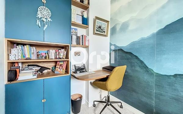 Appartement à louer    4 pièces • 80,72 m2 Paris 15