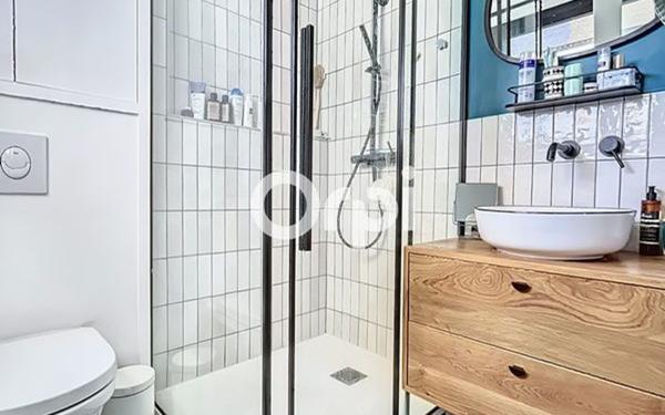 Appartement à louer    4 pièces • 80,72 m2 Paris 15