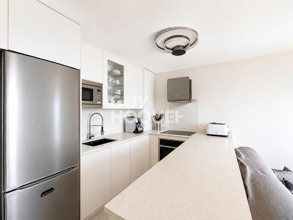 Appartement T3 traversant avec studio intégré - 97m2 - Vue mer à Canet-Plage !