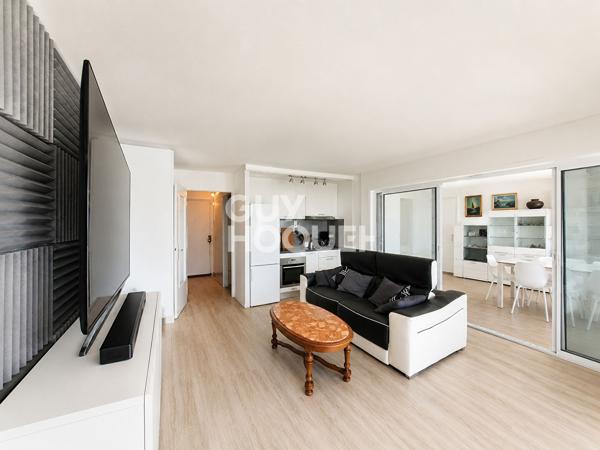 Appartement T3 traversant avec studio intégré - 97m2 - Vue mer à Canet-Plage !