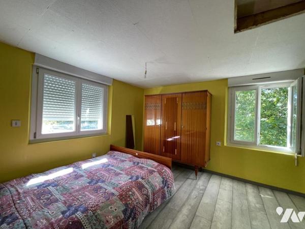 LOCMINE CAMPAGNE MAISON EN PIERRE SUR 746 M²
