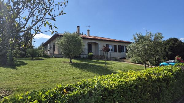 À vendre - Maison individuelle, 4 pièces située à Condom (32100)