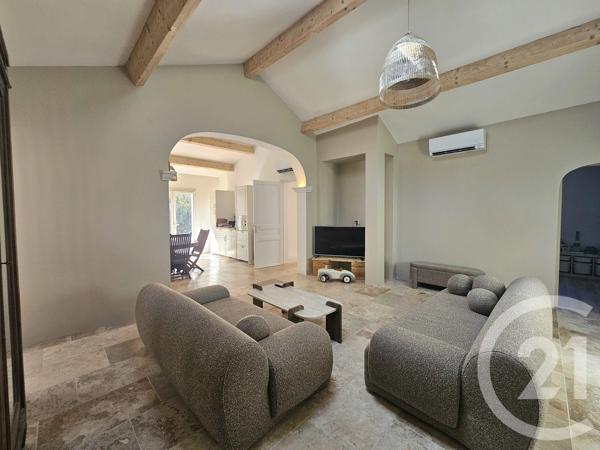 Maison à vendre  5 pièces - 122 m 2   SANARY SUR MER  - 83