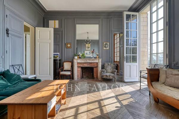 Propriété de caractère de 515 m² à moins d'une heure de Paris