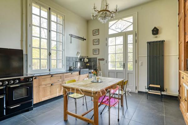 Propriété de caractère de 515 m² à moins d'une heure de Paris