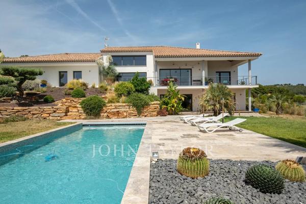 Villa familiale - Vue mer - 83740 LA CADIERE D'AZUR