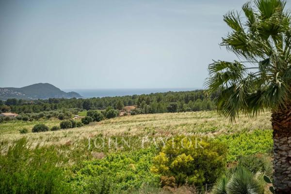 Villa familiale - Vue mer - 83740 LA CADIERE D'AZUR