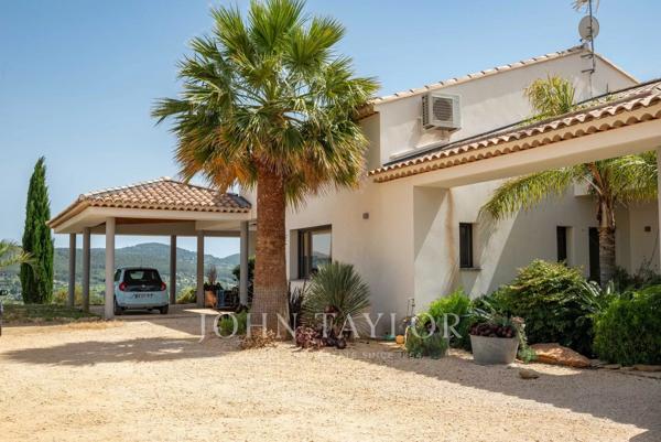 Villa familiale - Vue mer - 83740 LA CADIERE D'AZUR